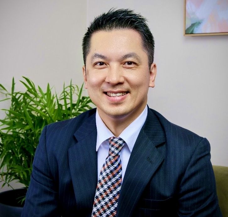 Portrait of Dr Jonathan Tong